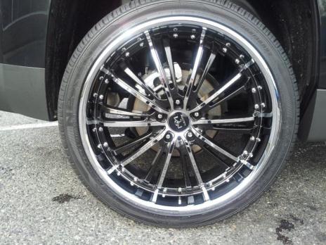 22 Inch Wheels and Tires, 0