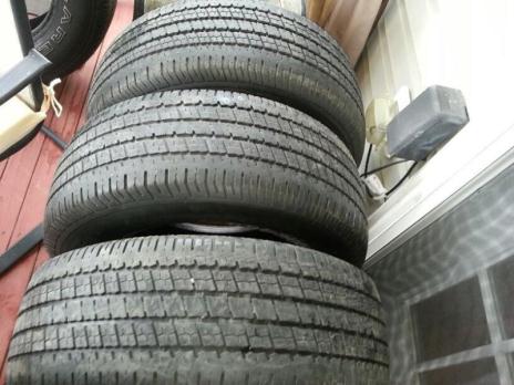 Set of Uniroyal Laredo Tires 265/70R/16, 1