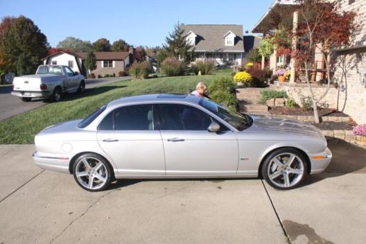 2005 Jaguar XJR Silver w/Dove Grey interior Auto 38K miles