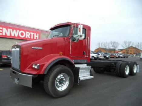 Kenworth t800 quad axle daycab for sale