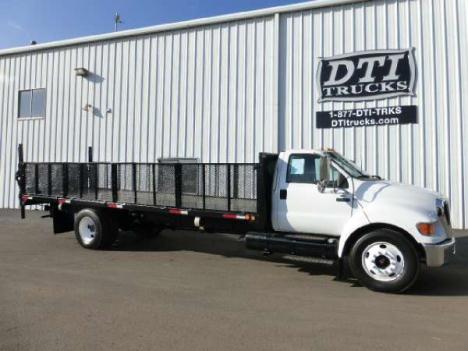 2004  Ford  F-650