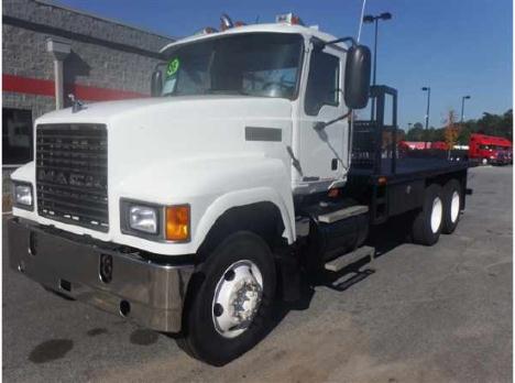 2005 MACK CHN600