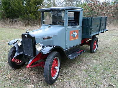 International Harvester : Other 6 Speed Special 1 Ton Grain Bed 1928 internation ihc 1 ton truck 6 speed special grain truck older restoration