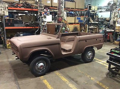 Ford : Bronco EARLY FORD BRONCO PROJECT! COMPLETE BODY ON ROLLING CHASSIS. 1966-1977 LOOK!