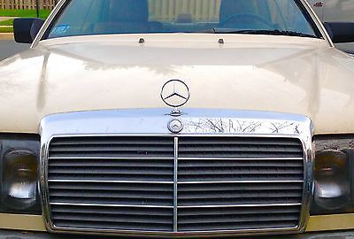 Mercedes-Benz : 300-Series Base Coupe 2-Door 1988 mercedes benz 300 ce base coupe 2 door 3.0 l