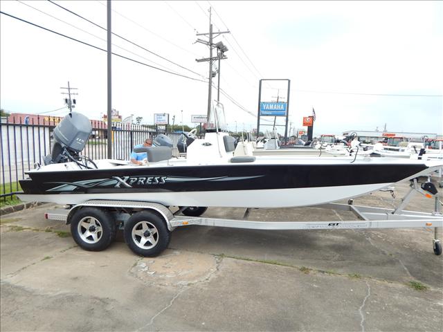 2015 Xpress Shallow Water Series SW20B