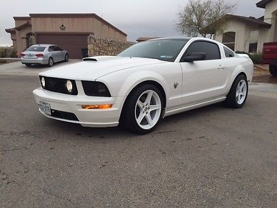 Ford : Mustang GT 2009 ford mustang gt premium 45 th anniversary 5 speed mint babied cammed