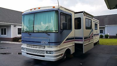 1997 Fleetwood Flair 32S - PRICE REDUCED