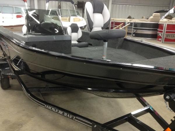 2016 Smoker Craft 171 Pro Angler XL