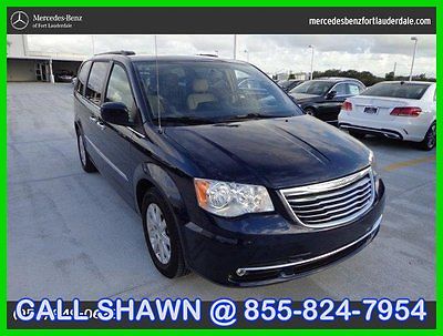 Chrysler : Town & Country ONLY 7,000 MILES, NAVI,CAMERA,POWERDOORS,LEATHER 2015 chrysler town and country touring only 7 000 miles leather navi camera