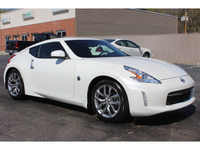 Nissan : 370Z 370Z 2013 nissan 370 z auto only 1 526 miles 1 owner clean carfax pearl white