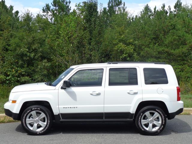 Jeep : Patriot Sport 4X4 2016 jeep patriot sport 4 x 4 w radio 130 uconnect voice command w bluetooth