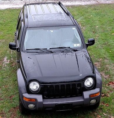 Jeep : Liberty Sport Jeep Liberty Sport 4x4 V6 + 3 Extra Spare Tires