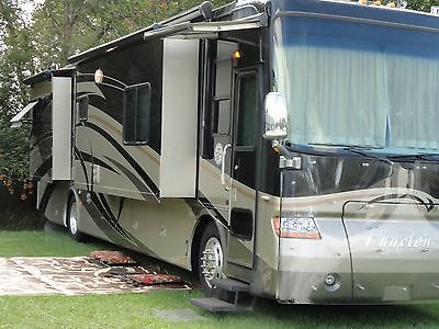 2007 Tiffin Allegro Phaeton 40QSH Class A, 350 Cat, 40 ft with 4 slide outs