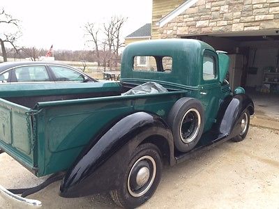 Ford : Other Step Side 1938 beatifully painted green step side pickup