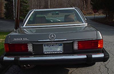 Mercedes-Benz : SL-Class Mercedes-Benz/ 380 Sl-Class 1982
