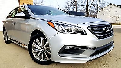 Hyundai : Sonata Sport  Free shipping Sport 2,013 Miles Wheels Rear spoiler Rear view camera bluetooth