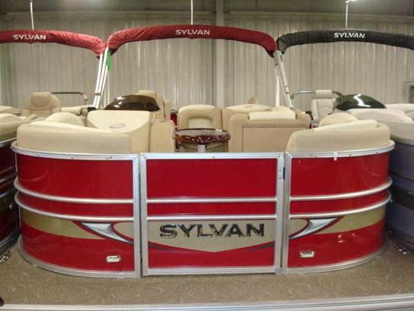 2015 Sylvan 8522 CNF RE LE