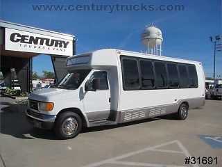 Ford : E-Series Van E450 POWERSTROKE SHUTTLEBUS 25 PASSENGER VAN ECONOLINE E450 POWERSTROKE SHUTTLE BUS 25 SEATING PASSENGER VAN WE FINANCE!