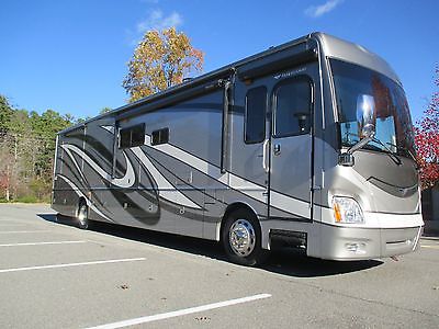2014 Fleetwood Discovery 40X 41ft Diesel Loaded Like New 3k Miles, REDUCED