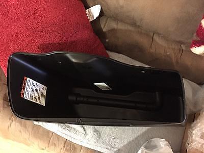 Brand new 2015 Harley road glide saddle bags with lids, 2