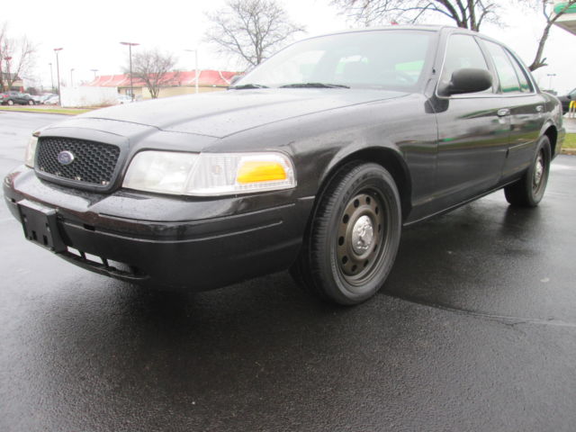 Ford : Crown Victoria 4dr Sdn 2010 ford crown victoria police interceptor excellent 44 k miles no reserve