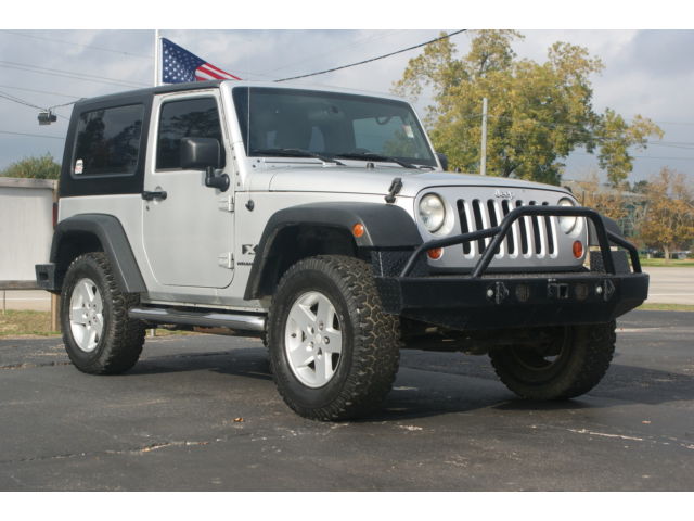 Jeep : Wrangler 4WD 2dr X 4 x 4 hardtop automatic lifted aftermarket bumpers 3.8 liter ac clean carfax
