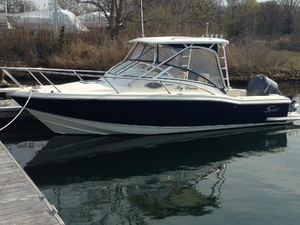 2007 Scout Boats 242 Abaco
