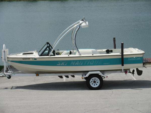 1982 Correct Craft Ski Nautique 2001