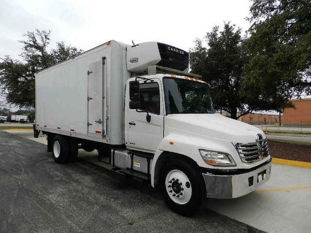 2009 Hino 268 Refrigeration