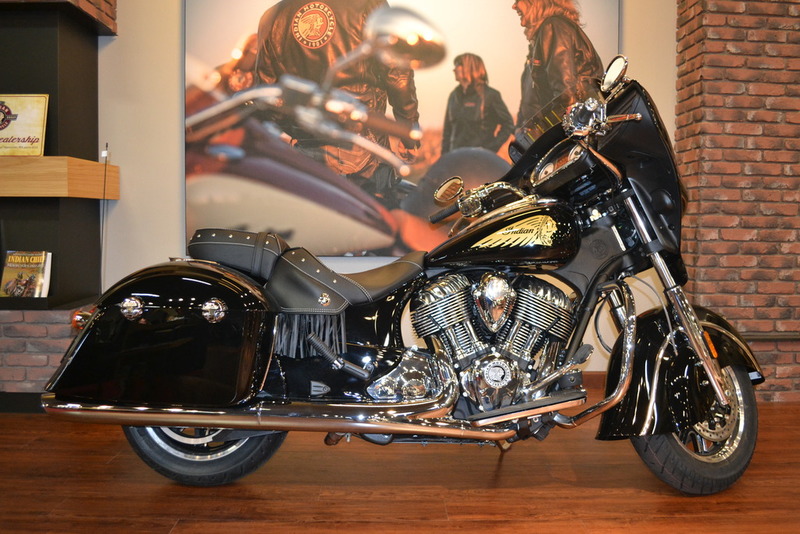 2016 Indian Chieftain Thunder Black