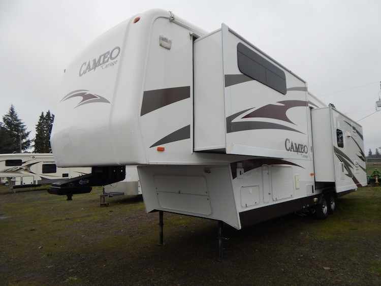 2002 Carriage CAMEO 34CK3