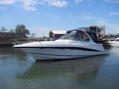 FOUR WINNS 378 VISTA  with 41' overall length Boat / Yacht