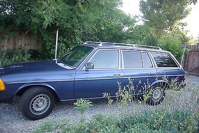 Mercedes-Benz : 300-Series W123 300 td mercedes estate wagon w manual 4 speed transmission rare euro version