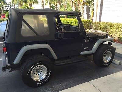 Jeep : Wrangler X Jeep Wrangler