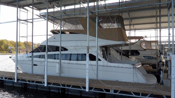 2009 CARVER YACHTS 43 SUPER SPORT