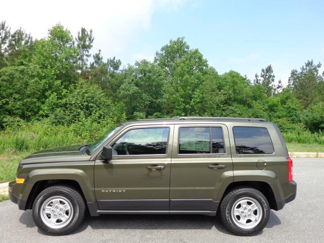 Jeep : Patriot Sport FWD NEW 2015 JEEP PATRIOT SPORT AUTOMATIC - FREE SHIPPING OR AIRFARE