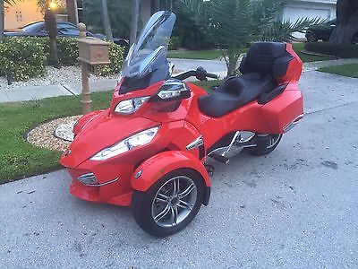 Can-Am : RT SE 2012 can am spyder rt se red 1 650 miles all chromed out like new