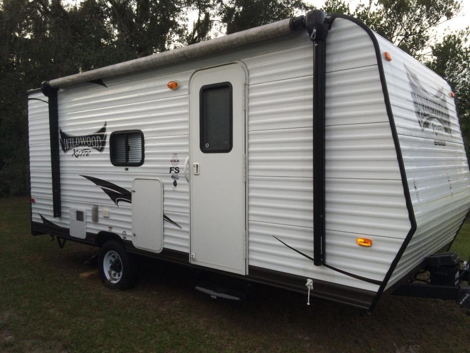 2016 Forest River Rv Vibe Extreme Lite 221RBS