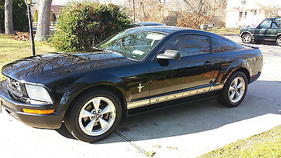 Ford : Mustang PREMIUM COUPE WITH PONY PACKAGE 2007 mustang mint condition