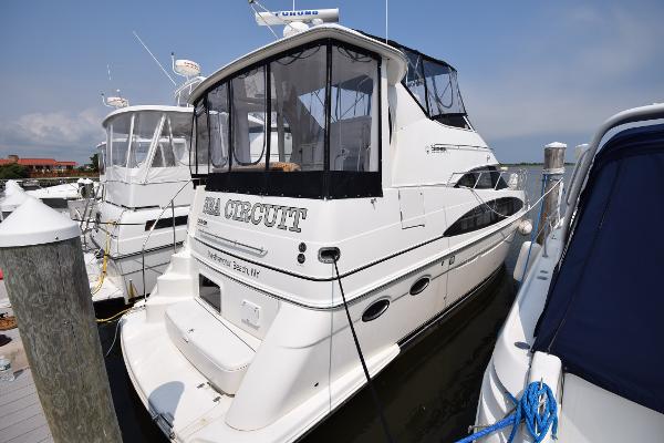 2004 Carver 396 Motor Yacht