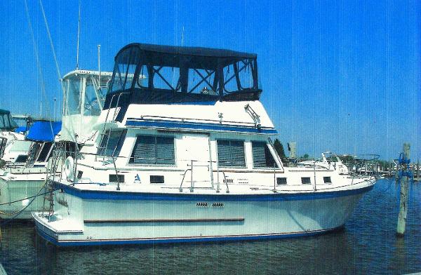 1989 Albin 34 Motor Yacht