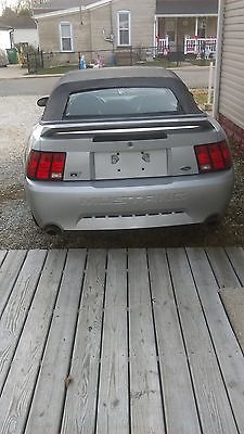 Ford : Mustang GT 2000 ford mustang gt convertible