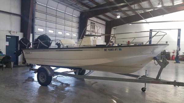 2008 Boston Whaler 19 Montauk