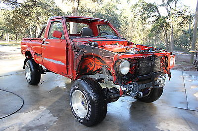 Toyota : Other Base Cab & Chassis 2-Door 1979 toyota pickup base cab chassis 2 door 2.2 l project started never off road