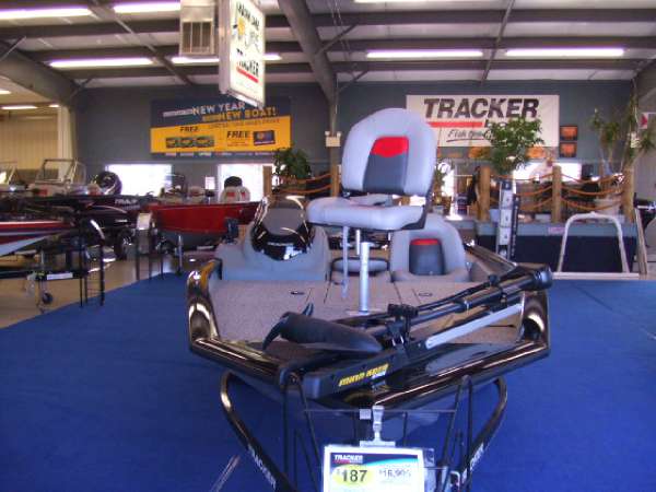 2015 Tracker Pro Team 175 TXW