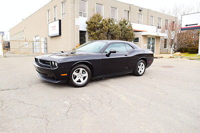 Dodge : Challenger SE Dodge Challenger SE with only 59,000 miles. Only 1 owner.  Delivery Available