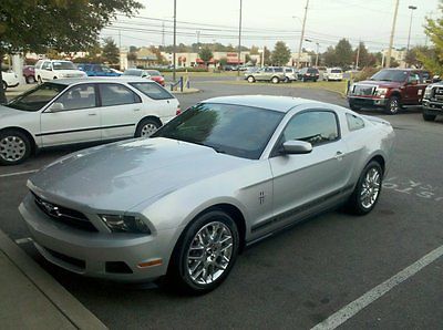 Ford : Mustang 2dr Coupe V6 2012 silver ford mustang v 6 premium leather interior