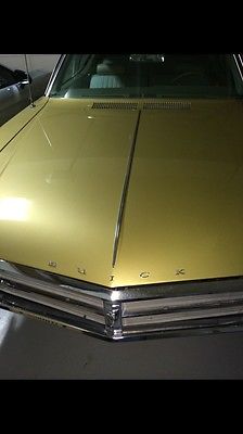 Buick : Skylark Custom New Paint Metallic Gold Black Hardtop 2 Door Restored