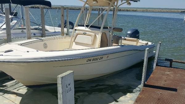 2009 Scout 222 Sportfish